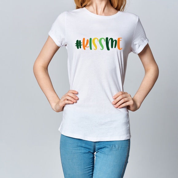 Kiss Me St. Patrick’s Day T-shirt - Picture 2 of 2